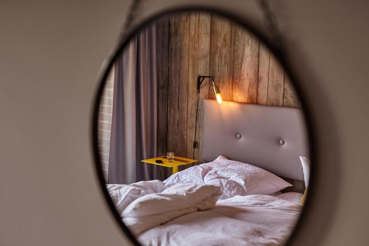Single Room Balcony,982500373:JPEG